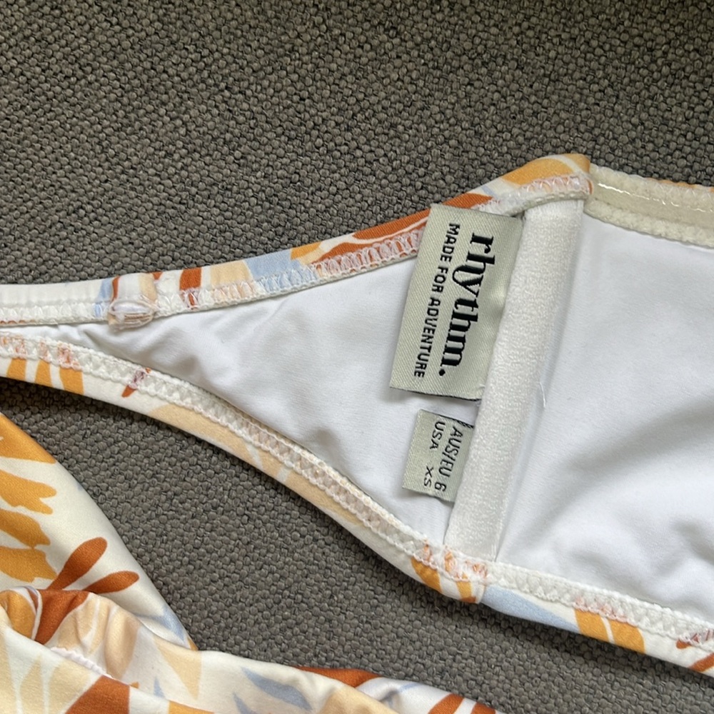 Rhythm Bikini Set - Picture 4 of 4